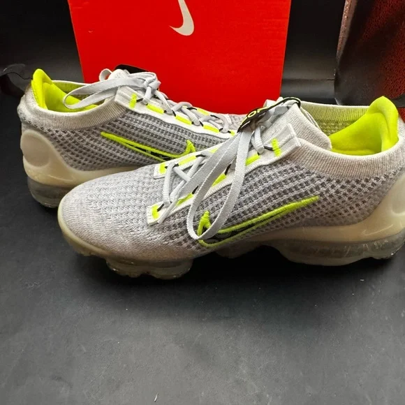 Nike Air VaporMax Gray White Volt Youth Shoes Sneakers Size 6.5 With Box - Picture 6 of 16